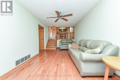 7378 Bybrook Drive, Mississauga, ON - Indoor Photo Showing Living Room