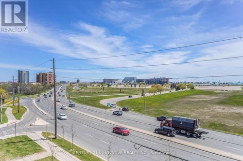 4 - 624 Rexdale Boulevard, Toronto, ON - Outdoor With View