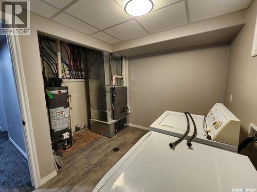 891 2Nd Street E, Shaunavon, SK - Indoor