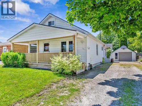653 Labute, Tecumseh, ON - Outdoor