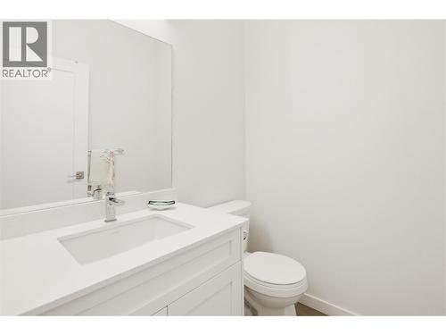 1799 Babine Avenue Unit# 114, Kamloops, BC - Indoor Photo Showing Bathroom