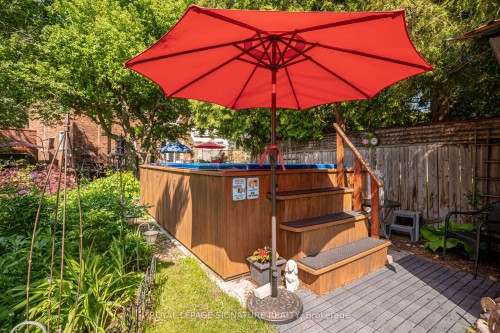 123 South Kingsway N/A, Toronto, ON - Outdoor With Deck Patio Veranda