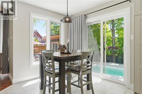 1300 Silvan Forest Drive, Burlington, ON - Indoor Photo Showing Dining Room