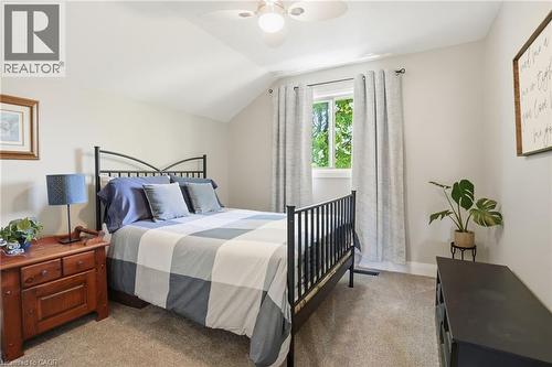 1300 Silvan Forest Drive, Burlington, ON - Indoor Photo Showing Bedroom