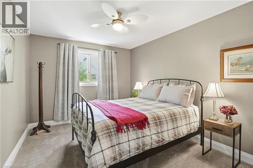 1300 Silvan Forest Drive, Burlington, ON - Indoor Photo Showing Bedroom