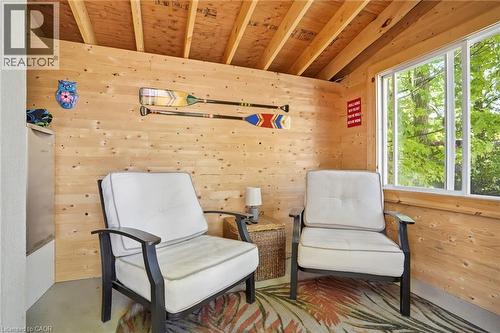 1300 Silvan Forest Drive, Burlington, ON - Indoor