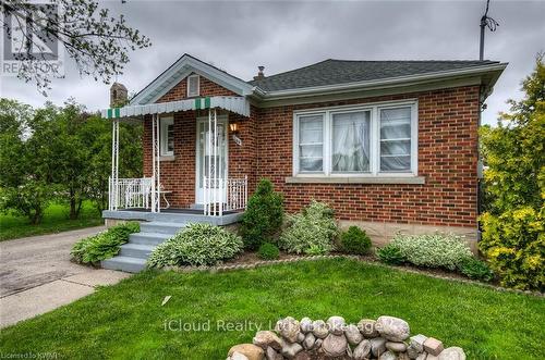 444 Stirling Avenue S, Kitchener, ON - Outdoor