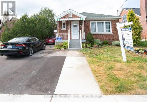 444 Stirling Avenue S, Kitchener, ON - Outdoor With Facade