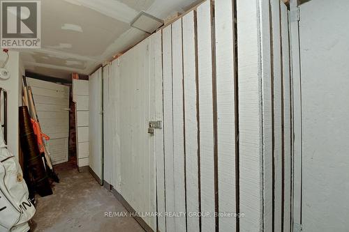 120 Strathcona Avenue, Ottawa, ON - Indoor