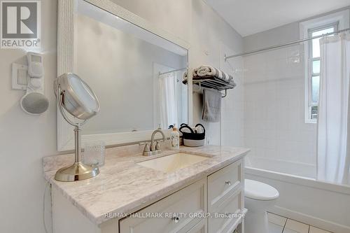 120 Strathcona Avenue, Ottawa, ON - Indoor Photo Showing Bathroom