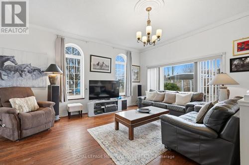 152 Confederation Street, Halton Hills, ON 