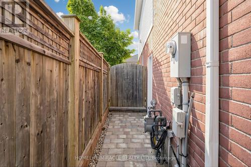 1026 Holdsworth Crescent, Milton, ON - 