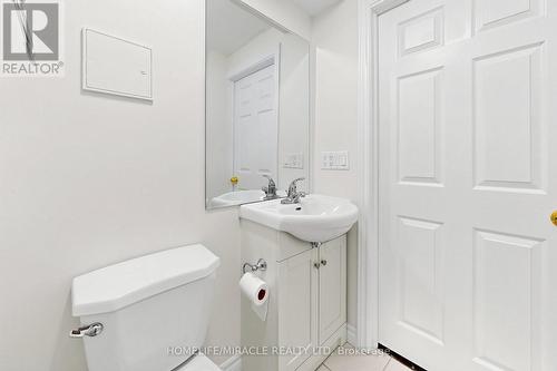 1026 Holdsworth Crescent, Milton, ON - Indoor Photo Showing Bathroom
