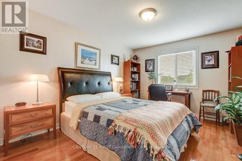 941 Barclay Road, London South (South L), ON - Indoor Photo Showing Bedroom