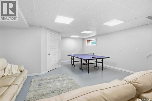 A-B 141 Queen Street, Elbow, SK - Indoor