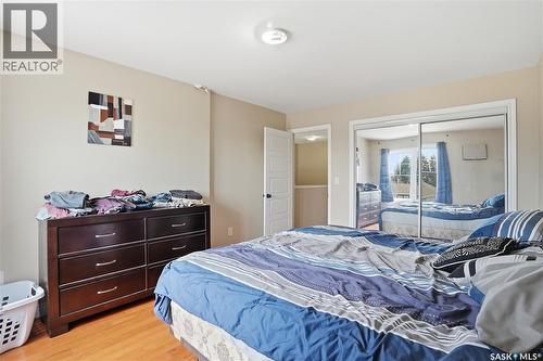 A-B 141 Queen Street, Elbow, SK - Indoor Photo Showing Bedroom