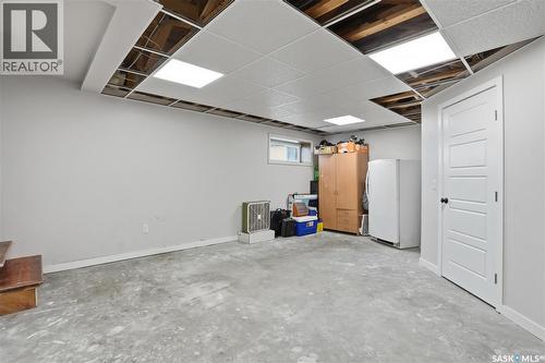 A-B 141 Queen Street, Elbow, SK - Indoor Photo Showing Basement