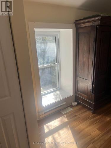 716 King Street W, Prescott, ON - Indoor Photo Showing Other Room