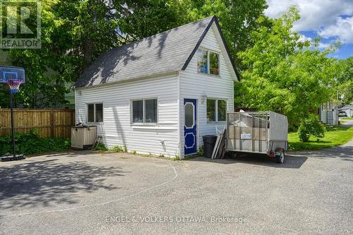 716 King Street W, Prescott, ON - Outdoor
