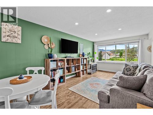 1735 Quilchena Avenue, Merritt, BC - Indoor