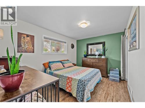 1735 Quilchena Avenue, Merritt, BC - Indoor Photo Showing Bedroom