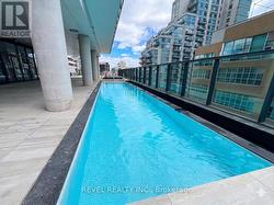 609 - 185 ROEHAMPTON AVENUE Toronto, ON M4P 0C6