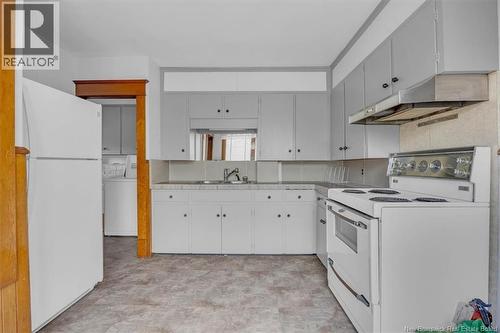 360 Riverview Drive, Saint John, NB - Indoor Photo Showing Kitchen