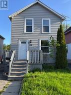 170 ELLIOTT STREET Oshawa, ON L1J 2B1