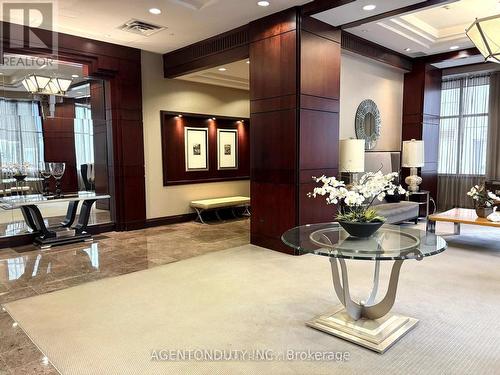 Lobby - 1009 - 35 Balmuto Street, Toronto, ON - Indoor Photo Showing Other Room