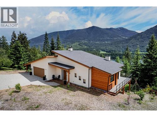 6804 Grandview Drive, Nelson, BC - Outdoor