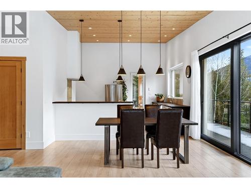 Kitchen/Dining - 6804 Grandview Drive, Nelson, BC - Indoor Photo Showing Dining Room