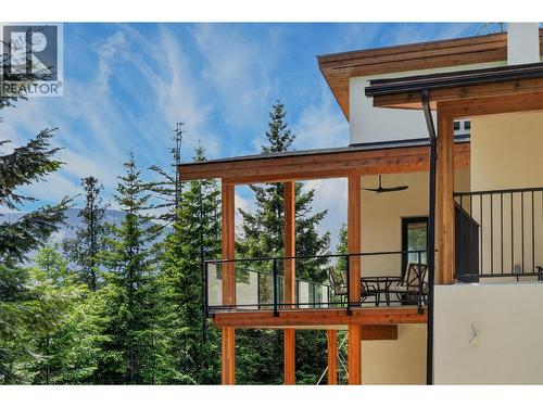 6804 Grandview Drive, Nelson, BC - Outdoor