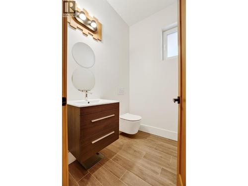 Powder Room Main - 6804 Grandview Drive, Nelson, BC - Indoor Photo Showing Bathroom