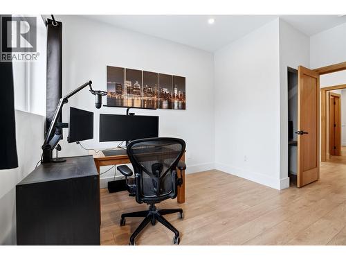 Office/Bedroom - 6804 Grandview Drive, Nelson, BC - Indoor Photo Showing Office