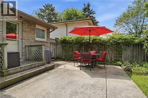 1381 Majestic Drive, Burlington, ON - Outdoor