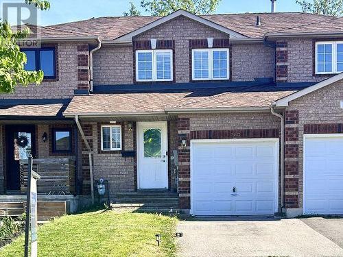 360 DUNSMORE LANE  Barrie, ON L4M 7B2