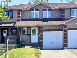 360 DUNSMORE LANE Barrie, ON L4M 7B2