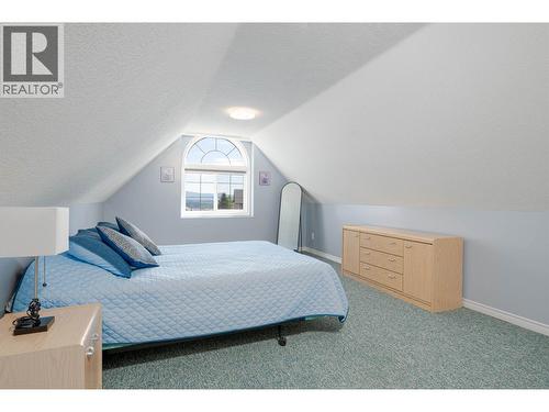 6879 Westmount Drive, Prince George, BC - Indoor Photo Showing Bedroom