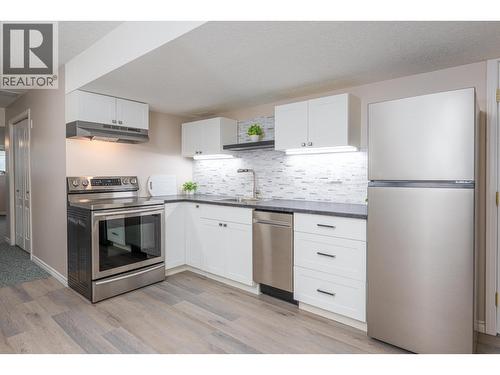 6879 Westmount Drive, Prince George, BC - Indoor Photo Showing Kitchen