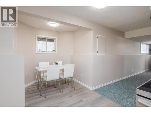 6879 Westmount Drive, Prince George, BC - Indoor