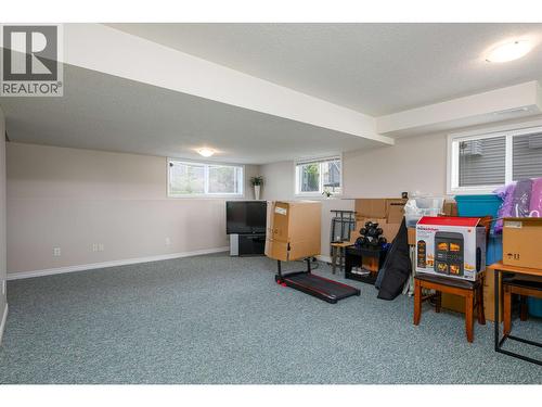 6879 Westmount Drive, Prince George, BC - Indoor