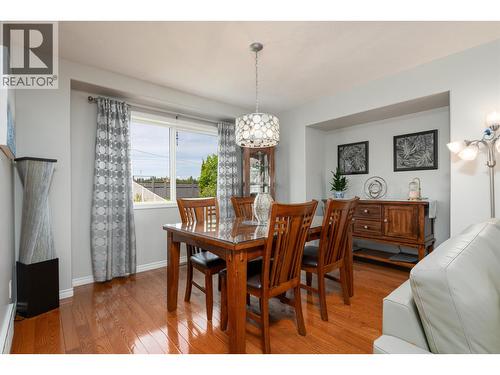 6879 Westmount Drive, Prince George, BC - Indoor Photo Showing Dining Room
