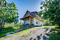 150 Suncrest Road Pass Creek, BC V1N 4T5