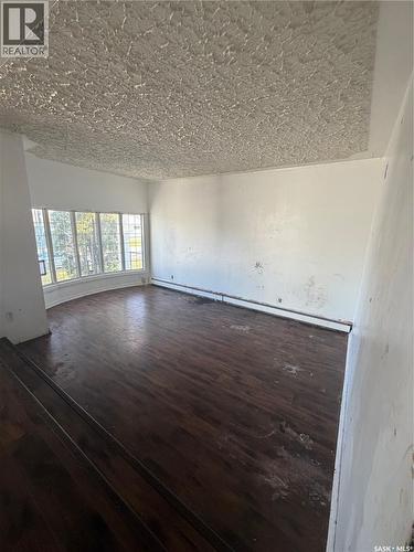 318 25Th Street E, Prince Albert, SK - Indoor Photo Showing Other Room