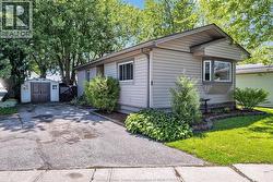 1 VISCOUNT PARKWAY Essex, ON N8M 1Y8