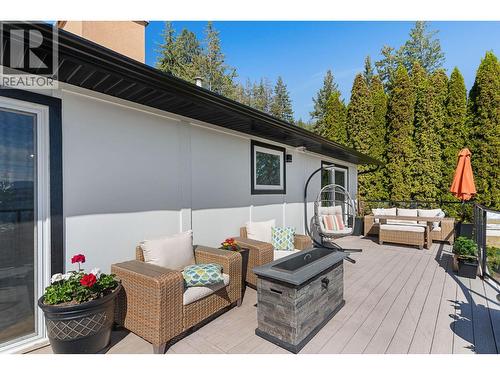 1659 Scott Crescent, Kelowna, BC - Outdoor With Deck Patio Veranda With Exterior