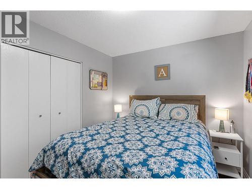 1659 Scott Crescent, Kelowna, BC - Indoor Photo Showing Bedroom