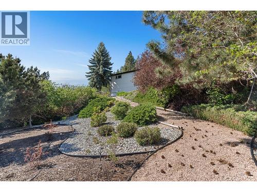 1659 Scott Crescent, Kelowna, BC - Outdoor