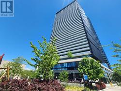 2024 - 585 BLOOR STREET E Toronto, ON M4W 0B3