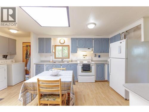 2572 Stoney Drive, Kamloops, BC 